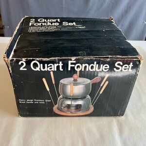 Vintage 2 Quart Stainless Steel Wood Fondue Set